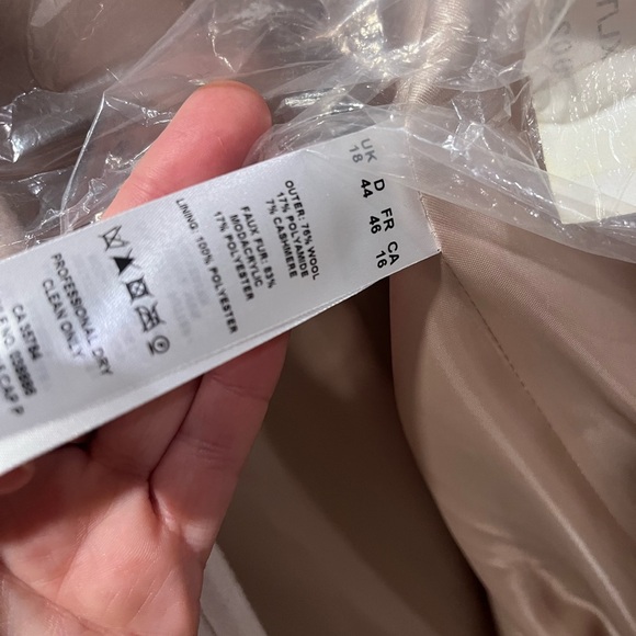 𝅺Jacques Vert Cream Wool Blend  Coat - Picture 7 of 8